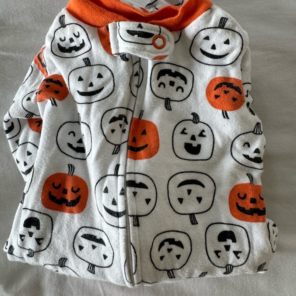 Baby Halloween pumpkin onesie footie gender neutral 3M